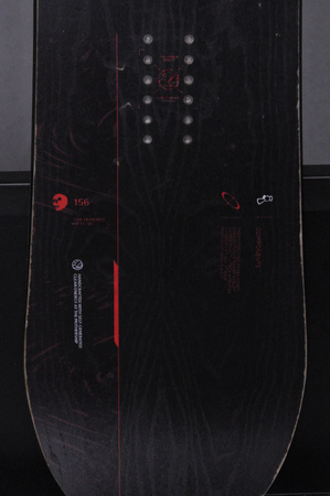 DESKA UŻYWANA CAPITA THE BLACK SNOWBOARD OF DEATH 24/25 156 cm NRDSK150