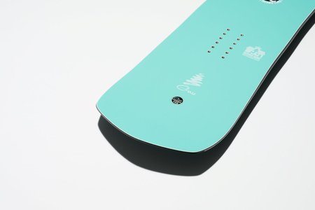 DESKA SNOWBOARDOWA GNU GREMLIN 2026