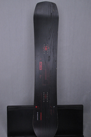 DESKA UŻYWANA CAPITA THE BLACK SNOWBOARD OF DEATH 24/25 159 cm NRDSK148