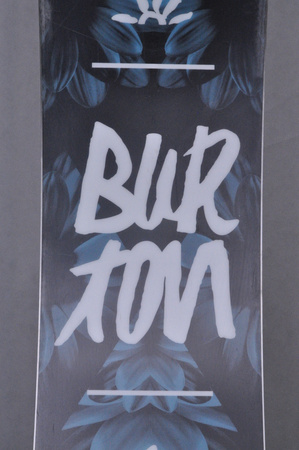 DESKA UŻYWANA BURTON STYLUS 19/20 142 cm NRDSK199