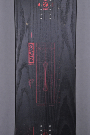 DESKA UŻYWANA CAPITA THE BLACK SNOWBOARD OF DEATH 24/25 169W NRDSK141