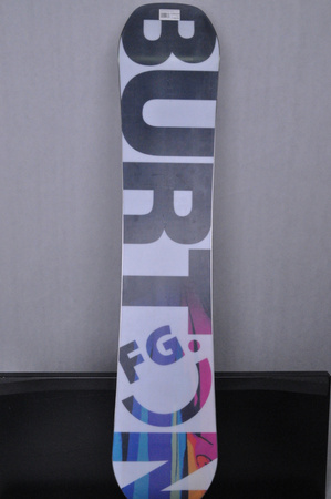 DESKA UŻYWANA BURTON FEELGOOD 23/24 142 cm NRDSK235