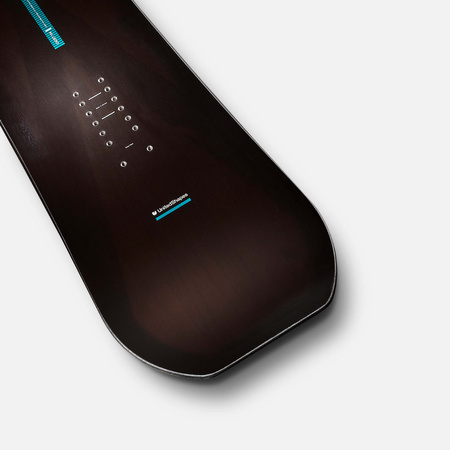 DESKA SNOWBOARDOWA UNITED SHAPES CADET 2026