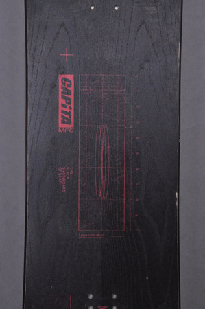 DESKA UŻYWANA CAPITA THE BLACK SNOWBOARD OF DEATH 24/25 162 cm NRDSK146