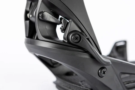 WIĄZANIA SNOWBOARDOWE NITRO STEP ON Ultra Black 2026