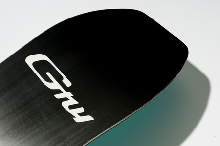 DESKA SNOWBOARDOWA GNU GREMLIN 2026