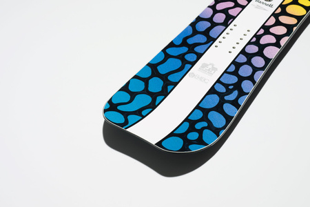 DAMSKA DESKA SNOWBOARDOWA GNU BARRETT 2026