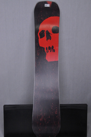 DESKA UŻYWANA CAPITA THE BLACK SNOWBOARD OF DEATH 24/25 162 cm NRDSK145