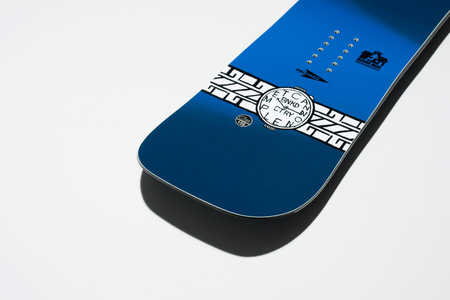 DESKA SNOWBOARDOWA GNU BANKED COUNTRY 2026